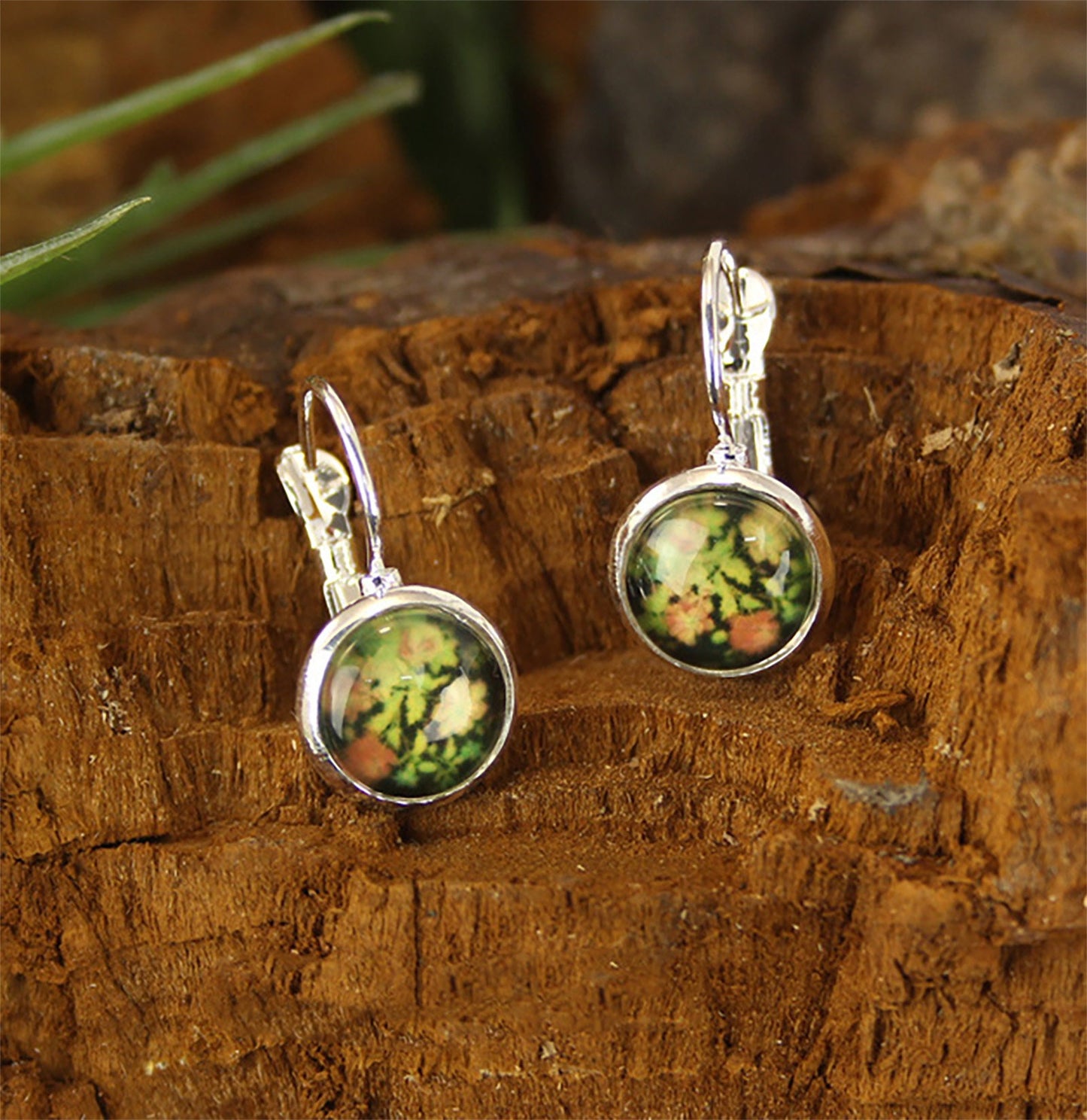 Blumen Ohrhänger im Vintage-Stil – Romantische Brisur Ohrringe