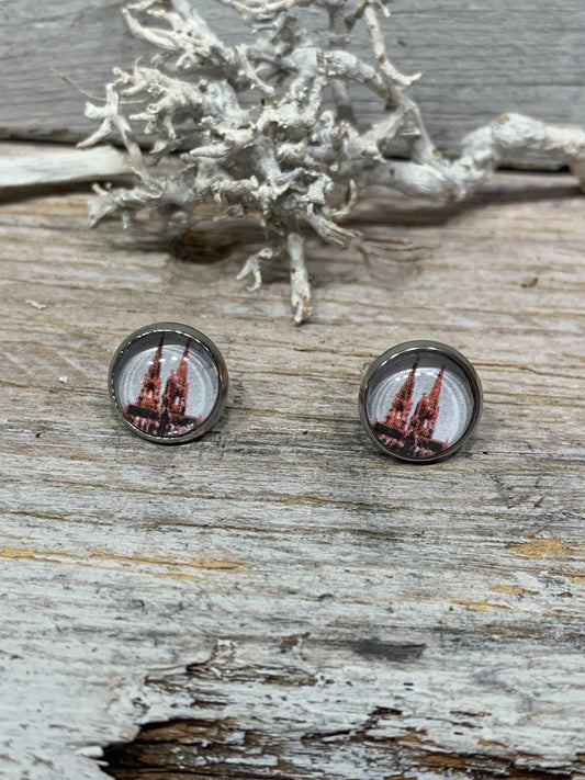 Ohrstecker Kölner Dom Motiv – Rote und Weiße Ohrringe für Köln-Liebhaber