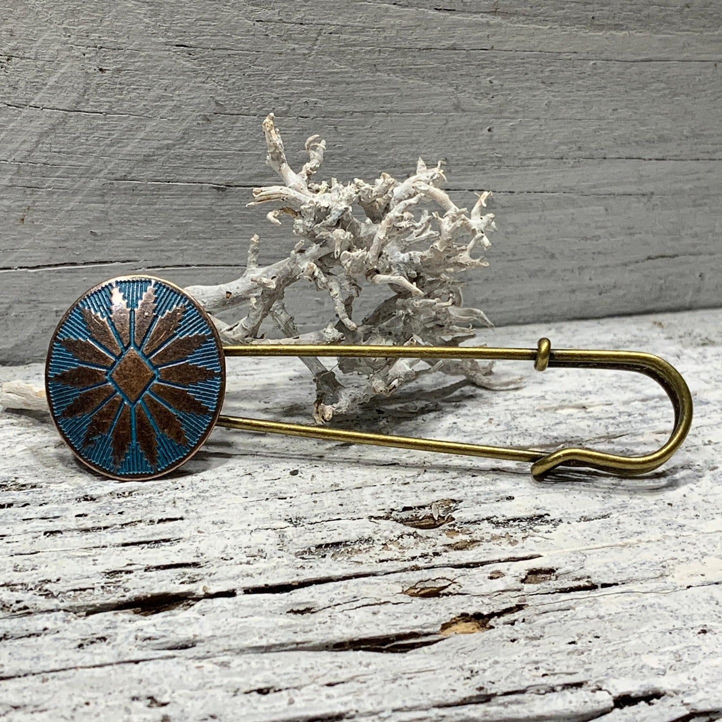 Ponchonadel Brosche - Metall in Bronze und Blau, Oval Blüte